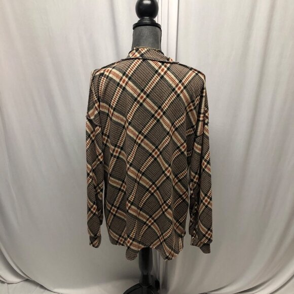 Heimish USA Plaid V Neck Long Sleeve Top Womens Size 1X Exposed Seam Shirt NEW - Picture 4 of 9